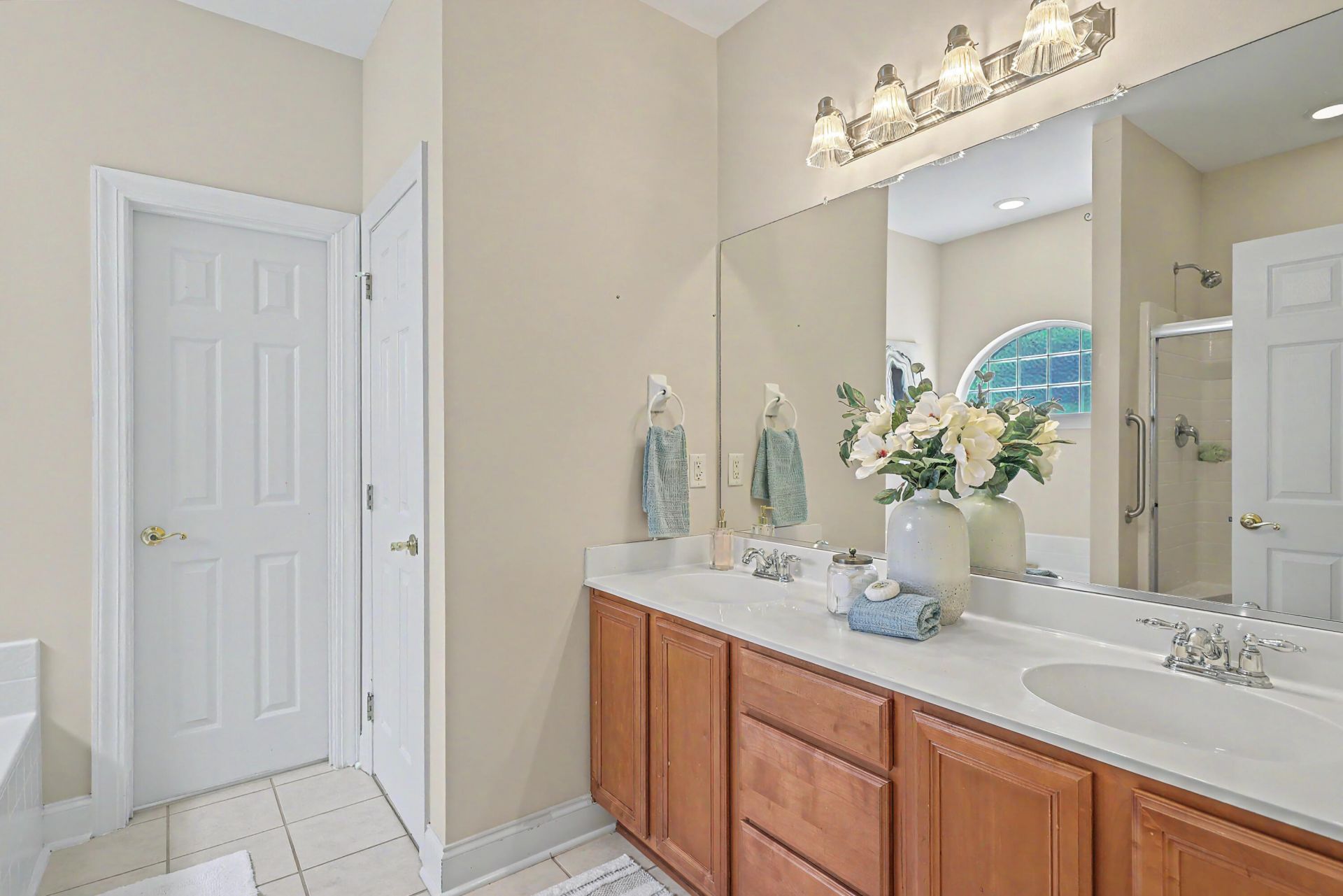 101 Horse Shoe Bay Court Photo 27