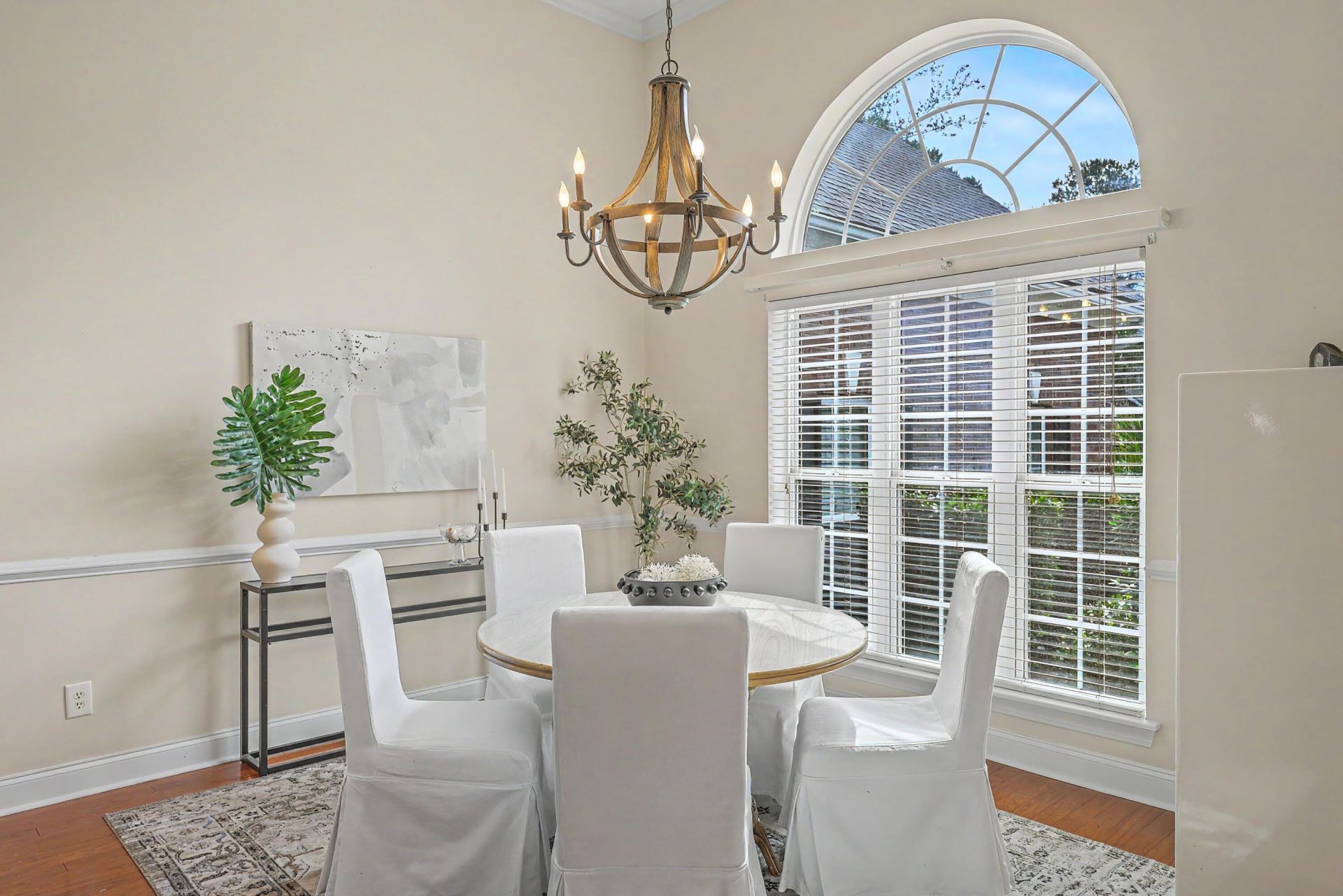 101 Horse Shoe Bay Court Photo 4