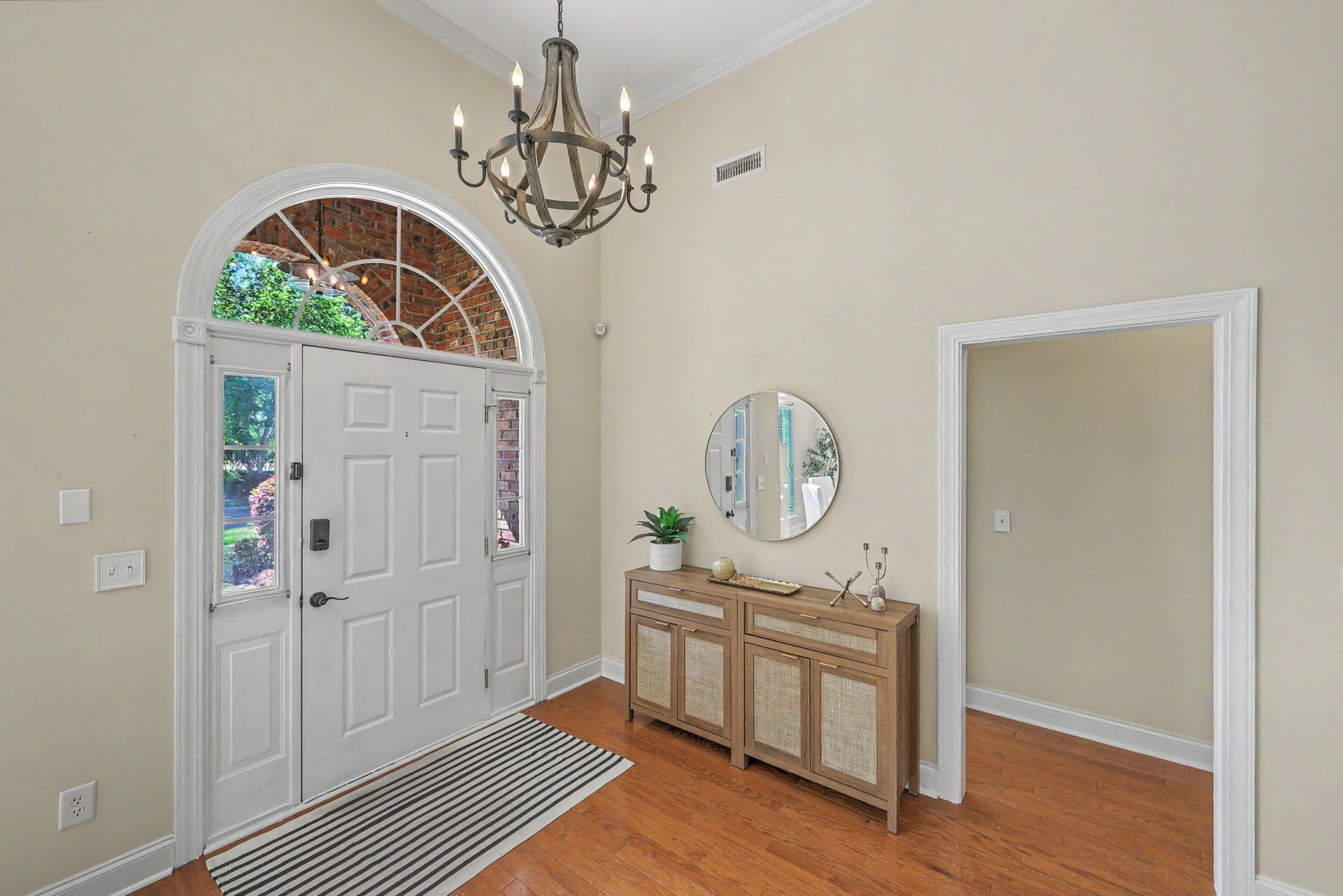 101 Horse Shoe Bay Court Photo 8