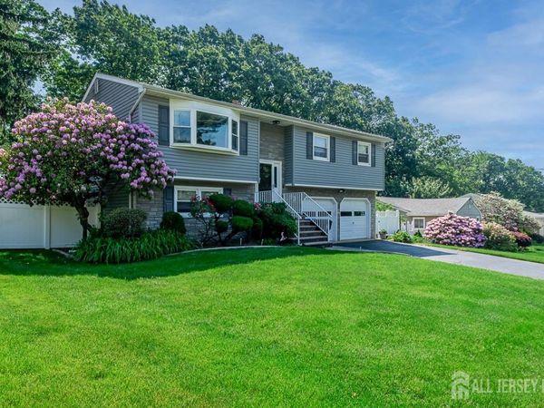 93 Hillsdale Avenue , East Brunswick, NJ 08816