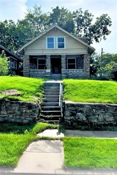 3631 Chestnut Street, Kansas City, MO 64130 Main Photo