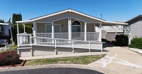 4215 Floral Dr #59, Sacramento, CA 95834 Photo