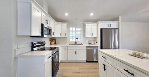 4215 Floral Dr #59, Sacramento, CA 95834 Photo