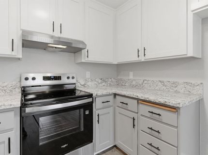 2828 Homewood Dr #13, Unit 13, Stockton, CA 95210 Photo