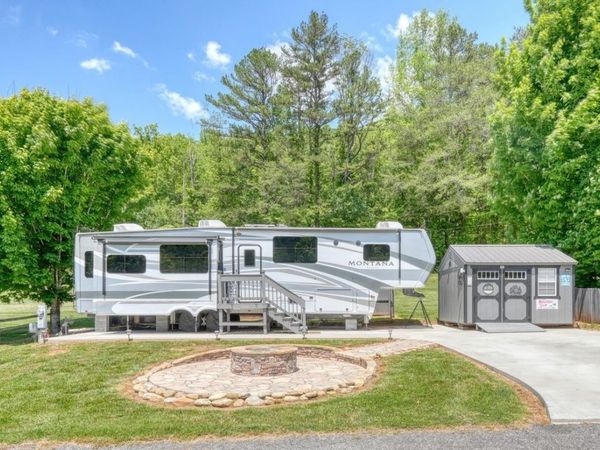 132 Heavenly Drive, Blairsville, GA 30512