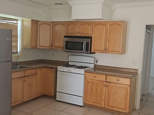 2438 Thomas Street, Unit Rear, Hollywood, FL 33020
