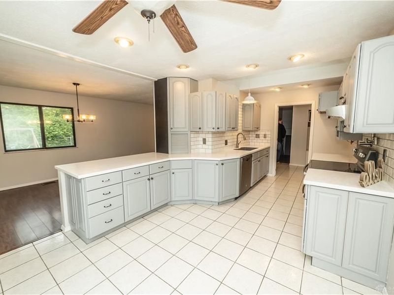 683 W Alkaline Springs Road, Vandalia, OH 45377 Photo 12