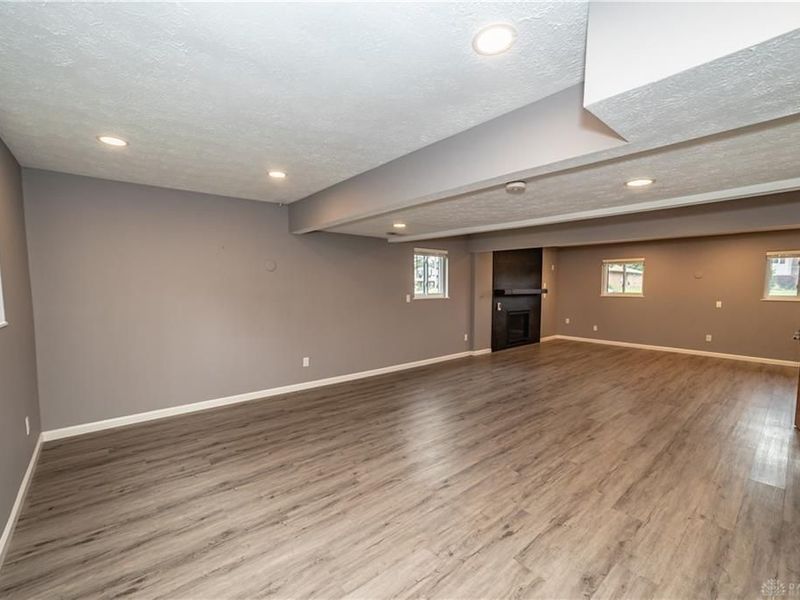 683 W Alkaline Springs Road, Vandalia, OH 45377 Photo 24