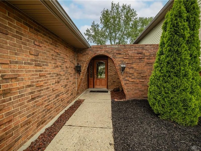 683 W Alkaline Springs Road, Vandalia, OH 45377 Photo 4
