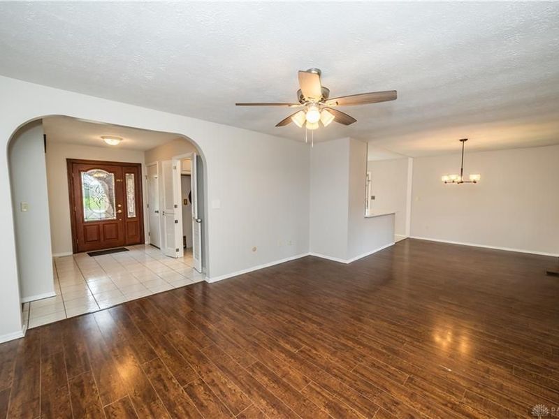 683 W Alkaline Springs Road, Vandalia, OH 45377 Photo 8