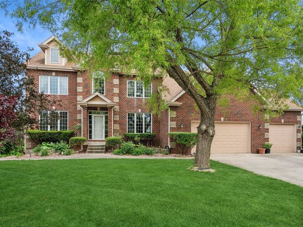 15104 Goodman Drive, Urbandale, IA 50323