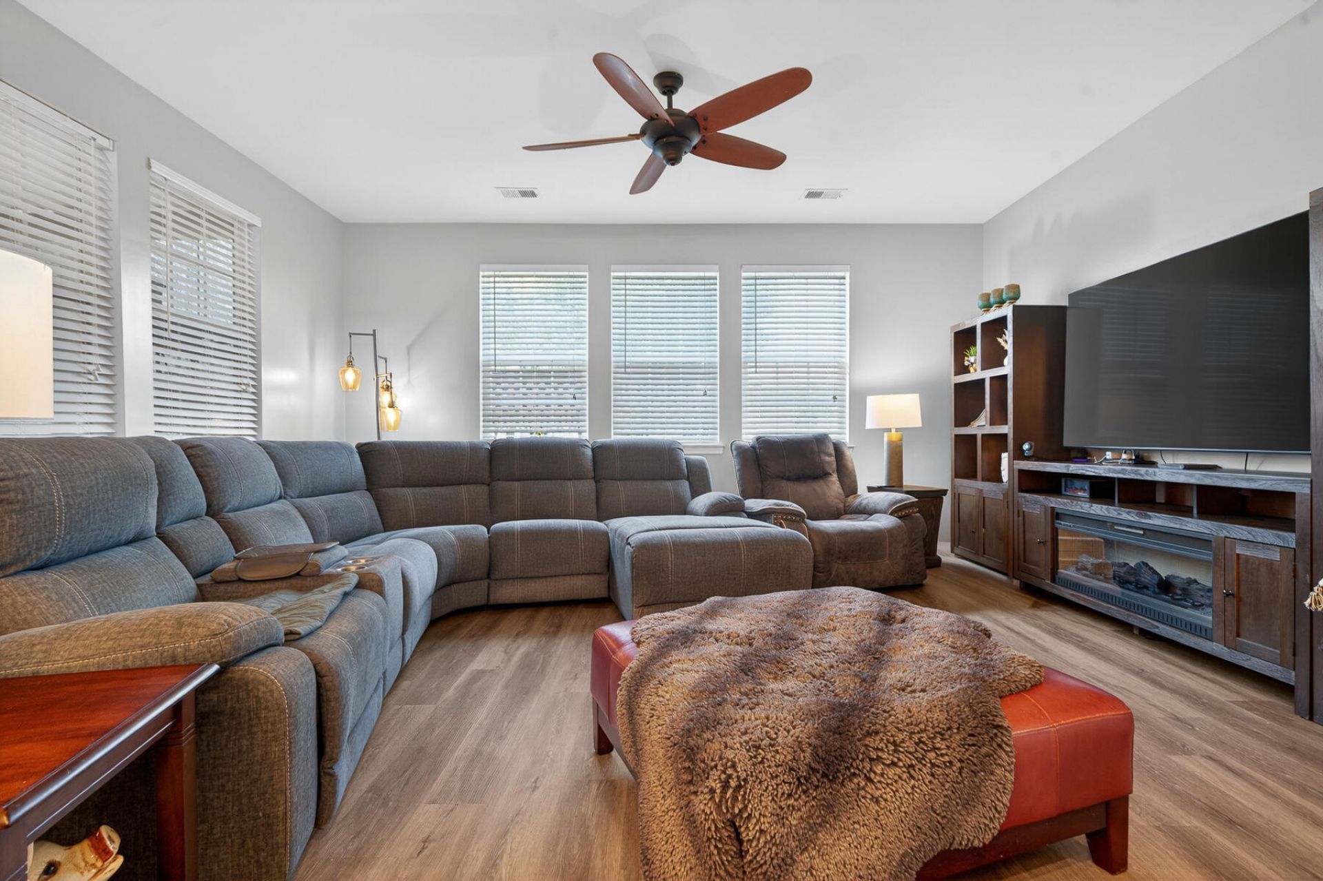 2209 Pimlico Drive Photo 28