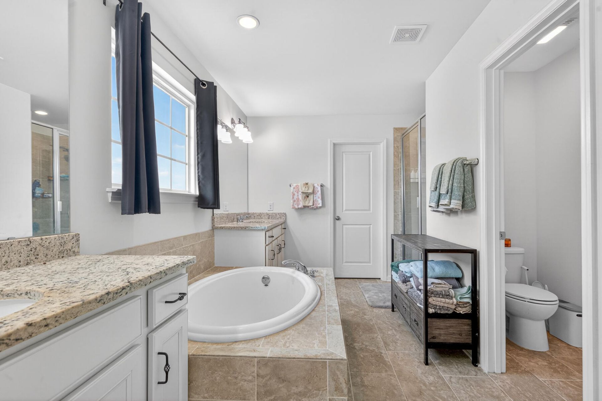 2209 Pimlico Drive Photo 37