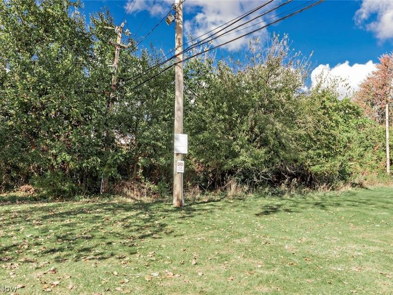 V/L Clareshire Drive, North Olmsted, OH 44070 Photo 3