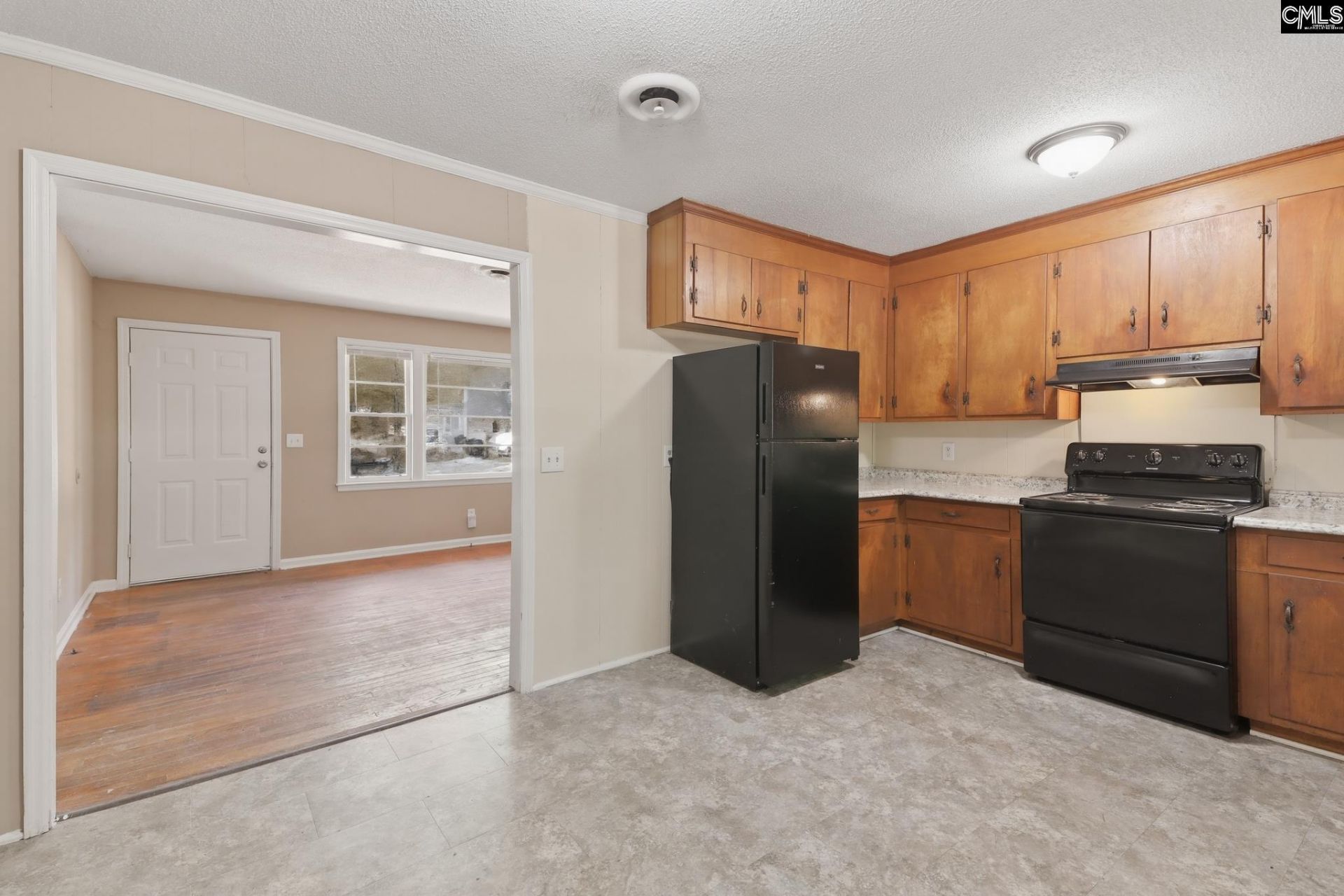 306 Charleswood Drive  Photo 14