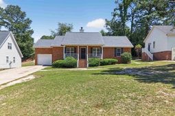 306 Charleswood Drive  photo 4