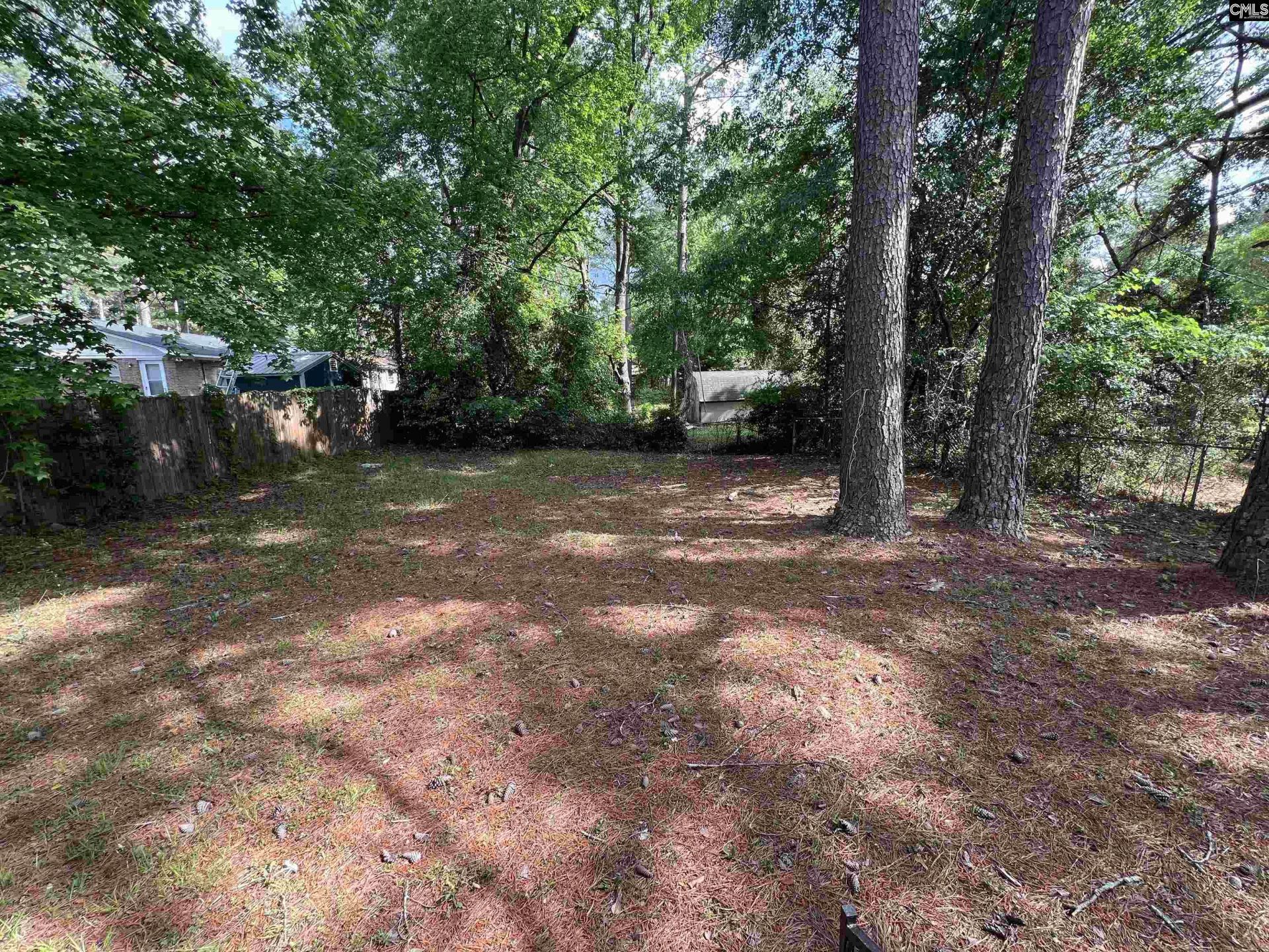306 Charleswood Drive  Photo 22