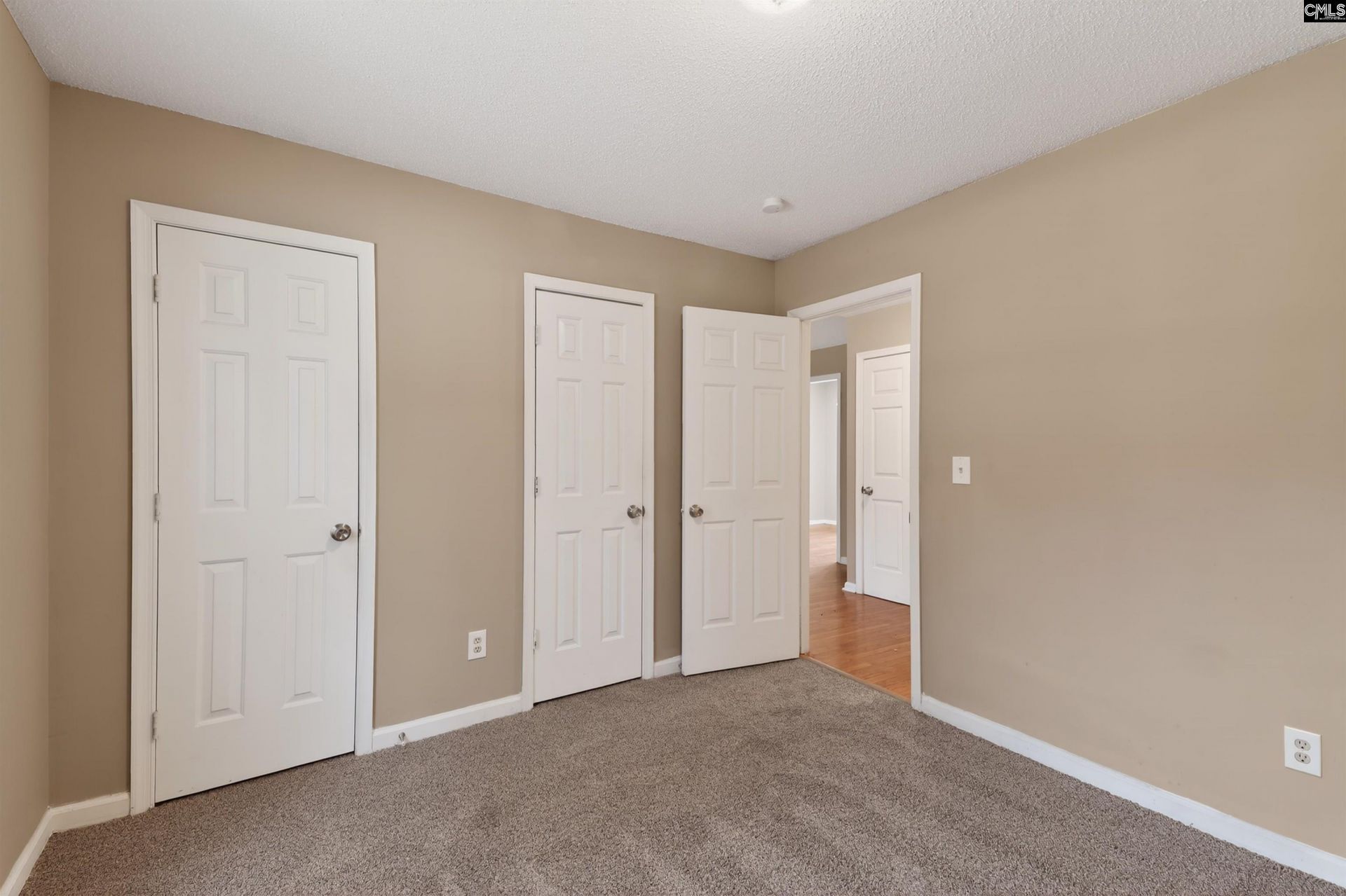 306 Charleswood Drive  Photo 23