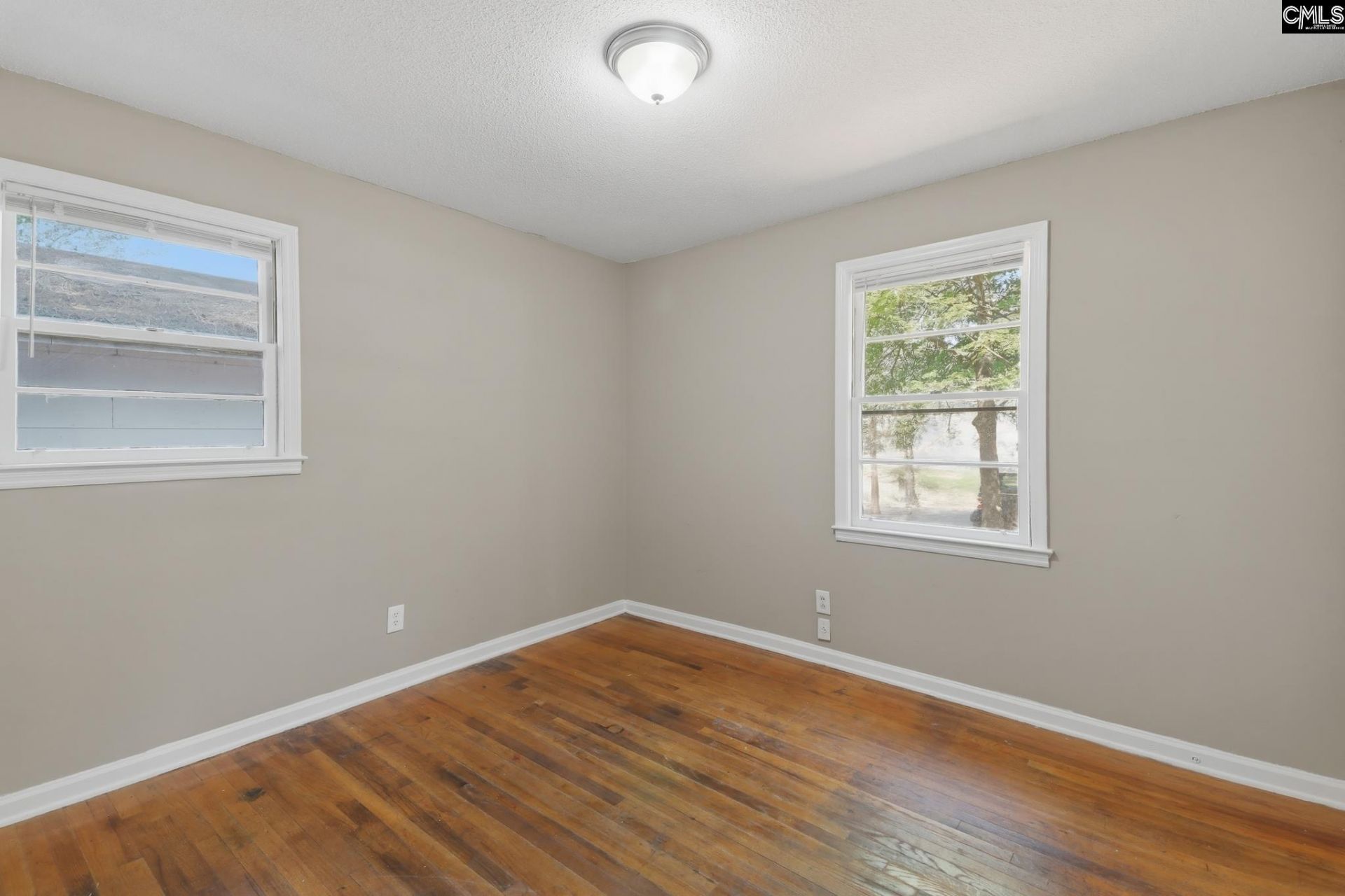 306 Charleswood Drive  Photo 24