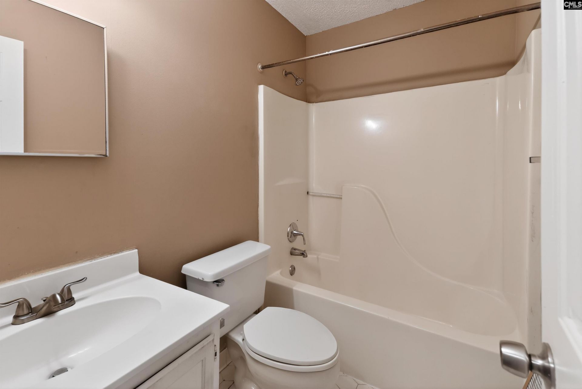 306 Charleswood Drive  Photo 27