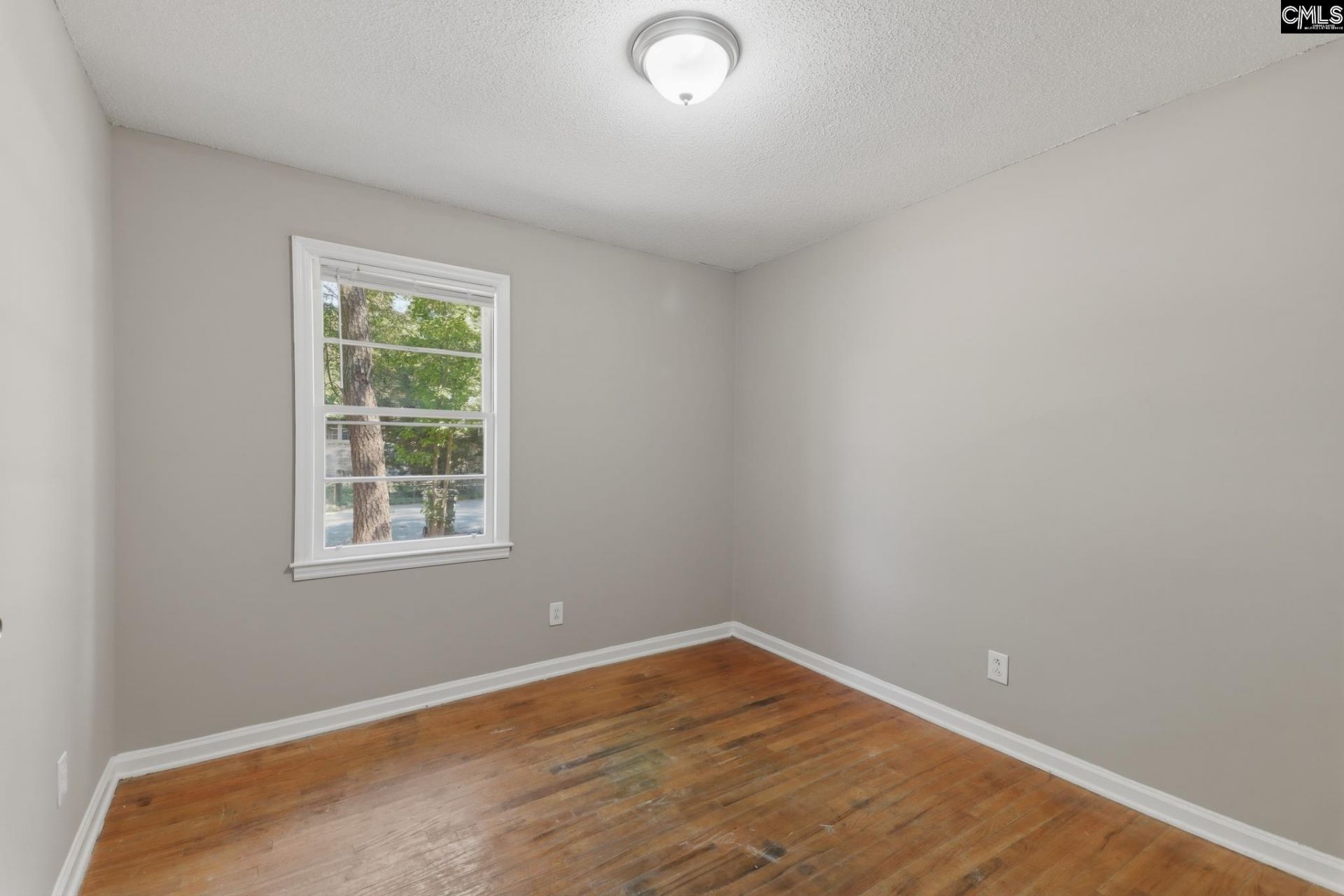 306 Charleswood Drive  Photo 28