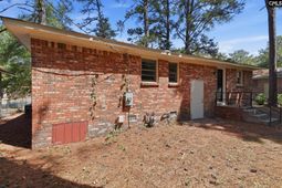 306 Charleswood Drive  photo 4