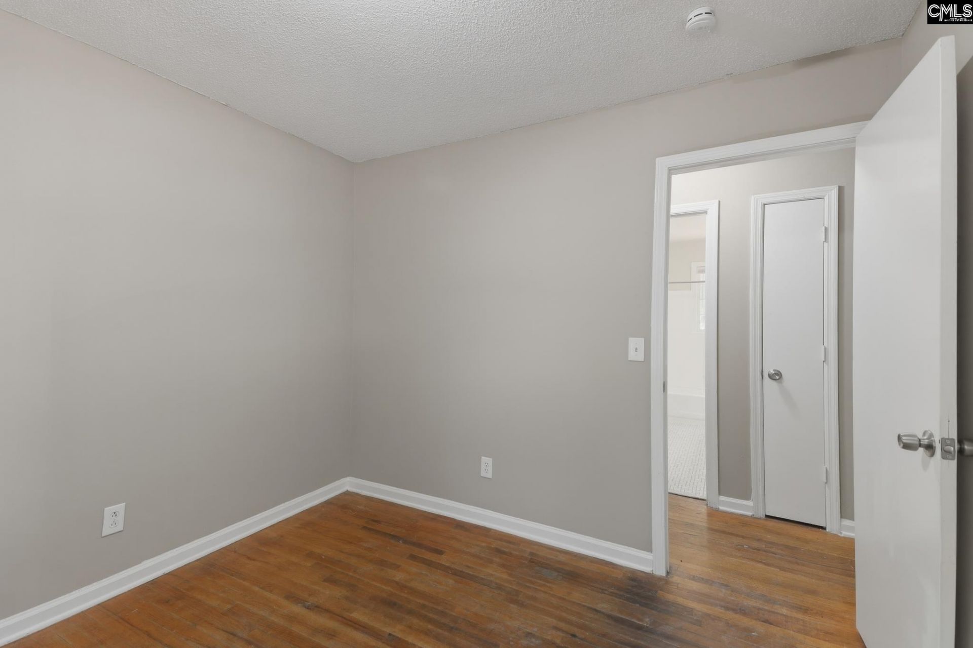 306 Charleswood Drive  Photo 31