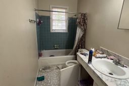 306 Charleswood Drive  photo 4
