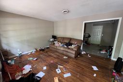 306 Charleswood Drive  photo 4