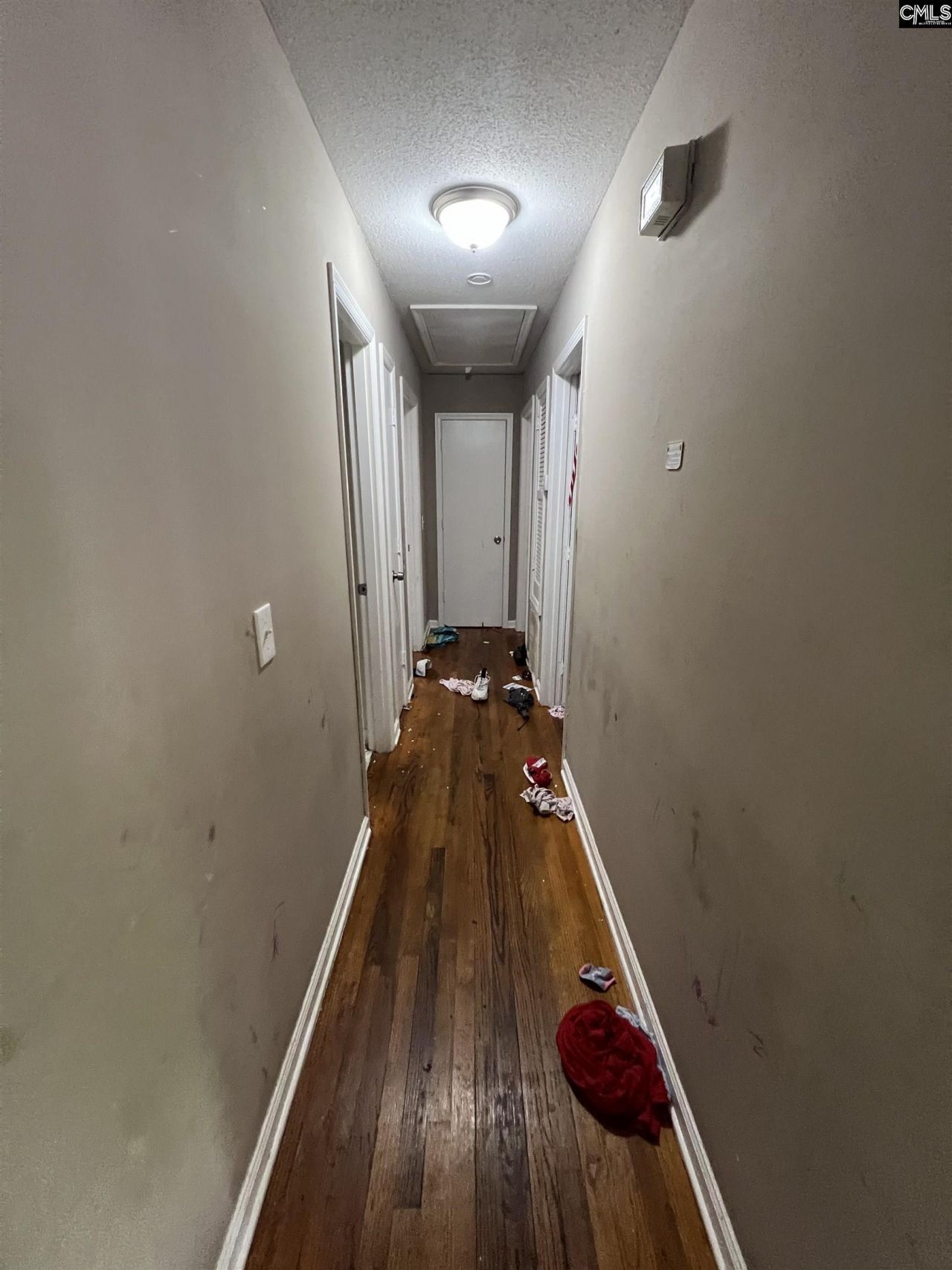 306 Charleswood Drive  Photo 9
