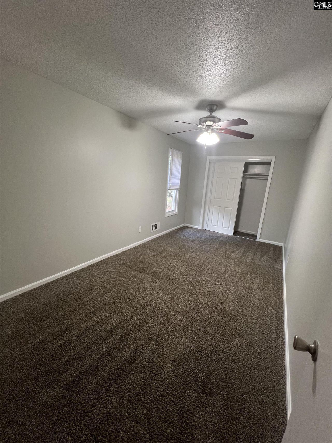 9 Highgate Circle  Photo 12