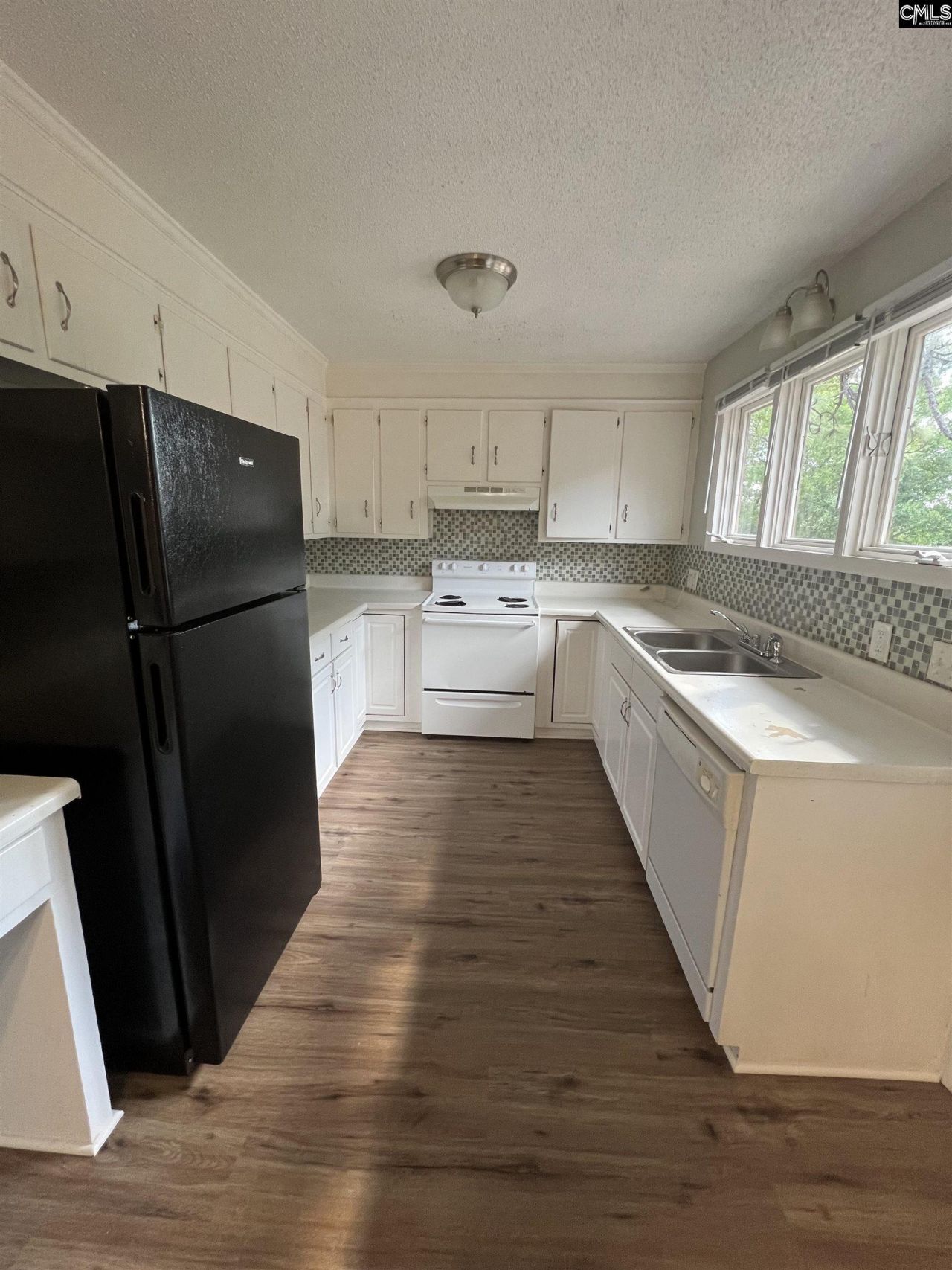 9 Highgate Circle  Photo 15