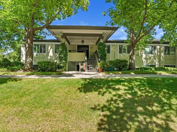 2128 Tice Creek Dr, Unit 3, Walnut Creek, CA 94595