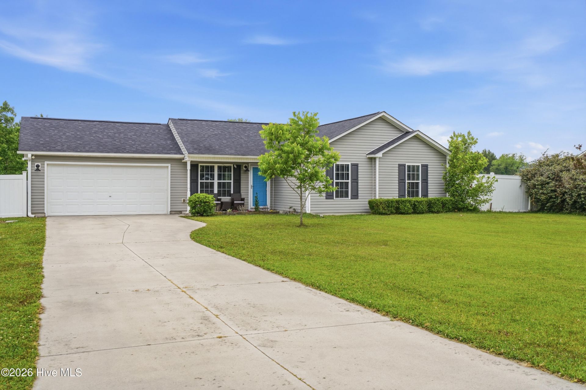 2325 White Oak River Road, Maysville, NC 28555 Main Photo