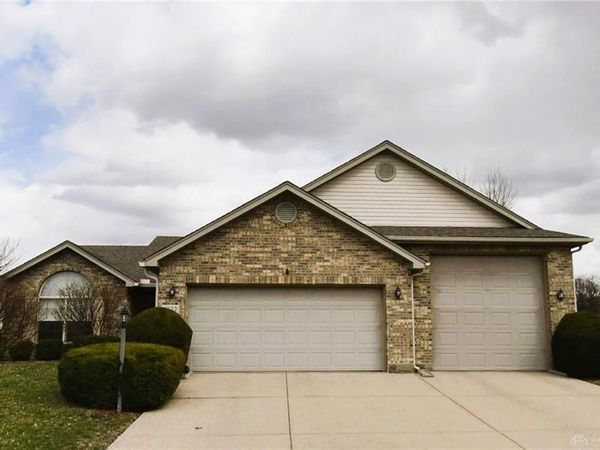 6822 Grovebelle Drive, Huber Heights, OH 45424