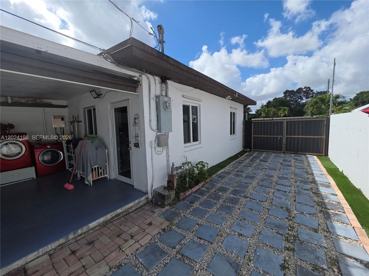 651 E 48th St , Hialeah, FL 33013 Photo