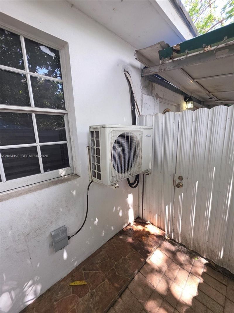 651 E 48th St , Hialeah, FL 33013 Photo