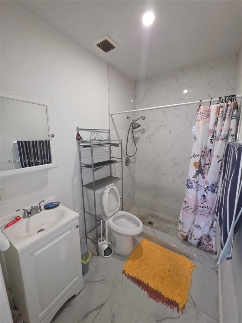 651 E 48th St , Hialeah, FL 33013 Photo
