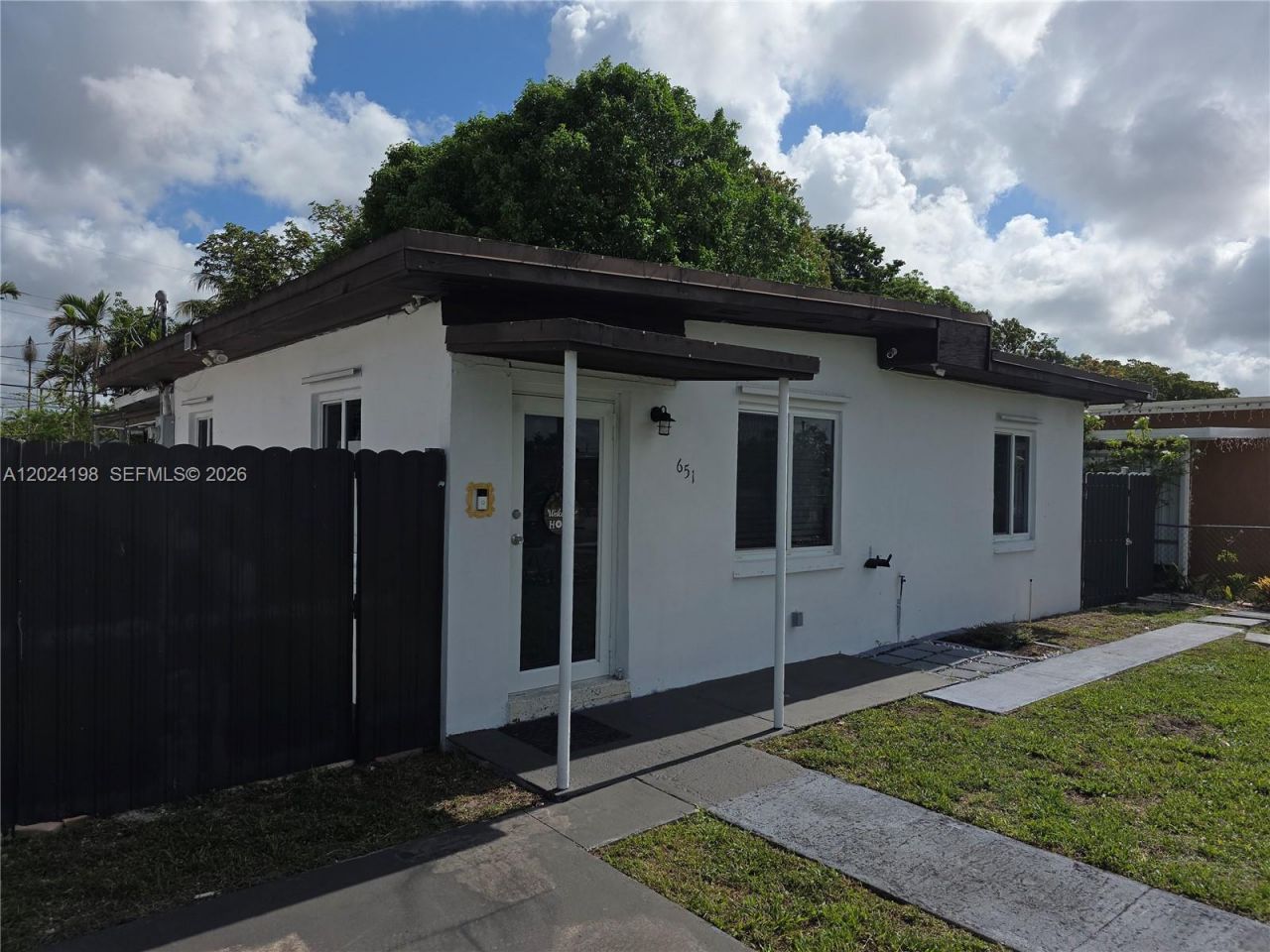 651 E 48th St , Hialeah, FL 33013 Photo