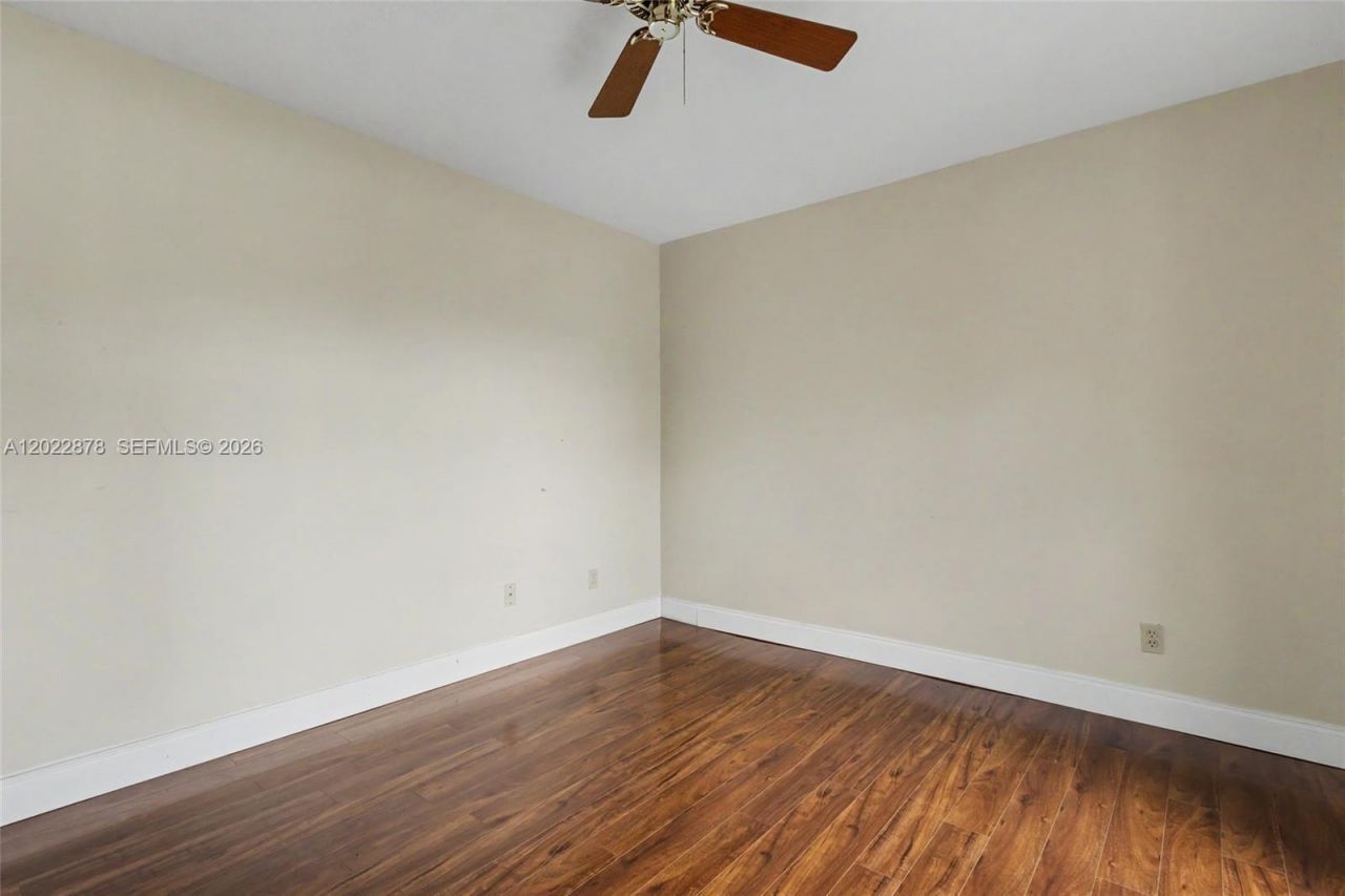 1530 W Harmony Lake Cir, Davie, FL 33324 Photo