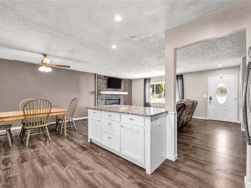 4621 Tanglewood Drive, Lorain, OH 44053 Photo 9