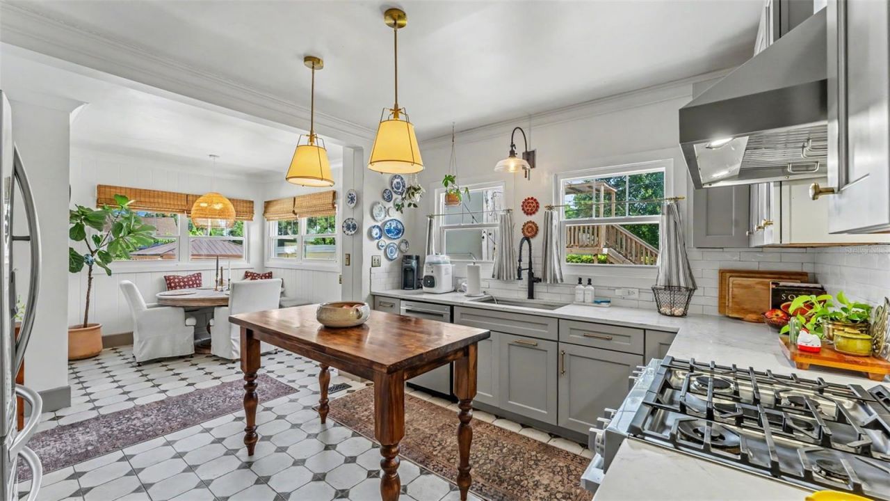 743 E Edgewood Drive , Lakeland, FL 33803 Photo