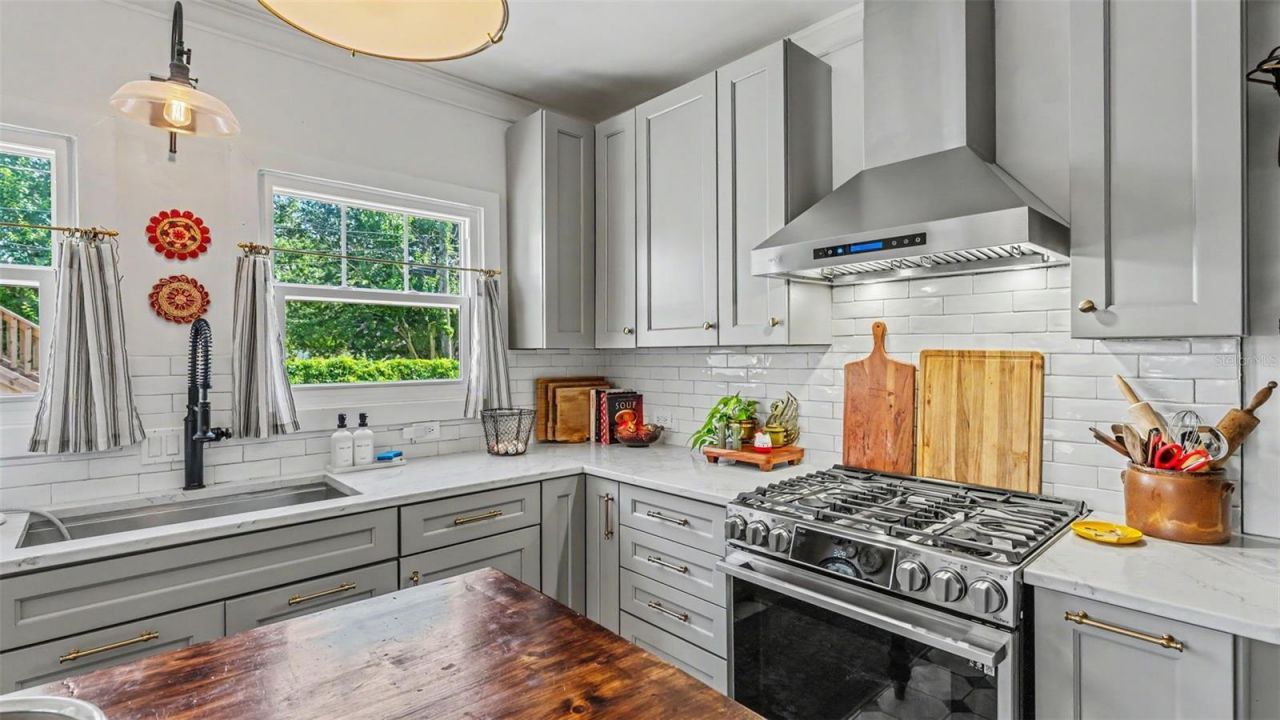 743 E Edgewood Drive , Lakeland, FL 33803 Photo