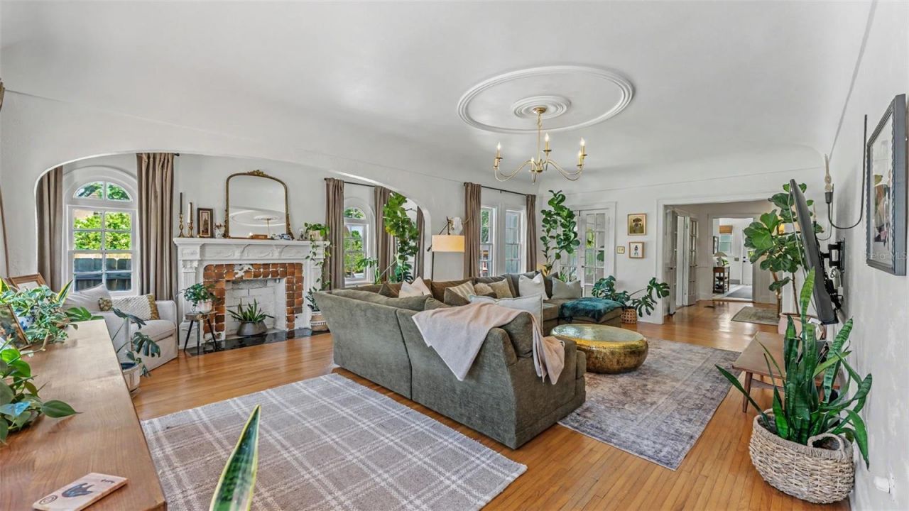 743 E Edgewood Drive , Lakeland, FL 33803 Photo