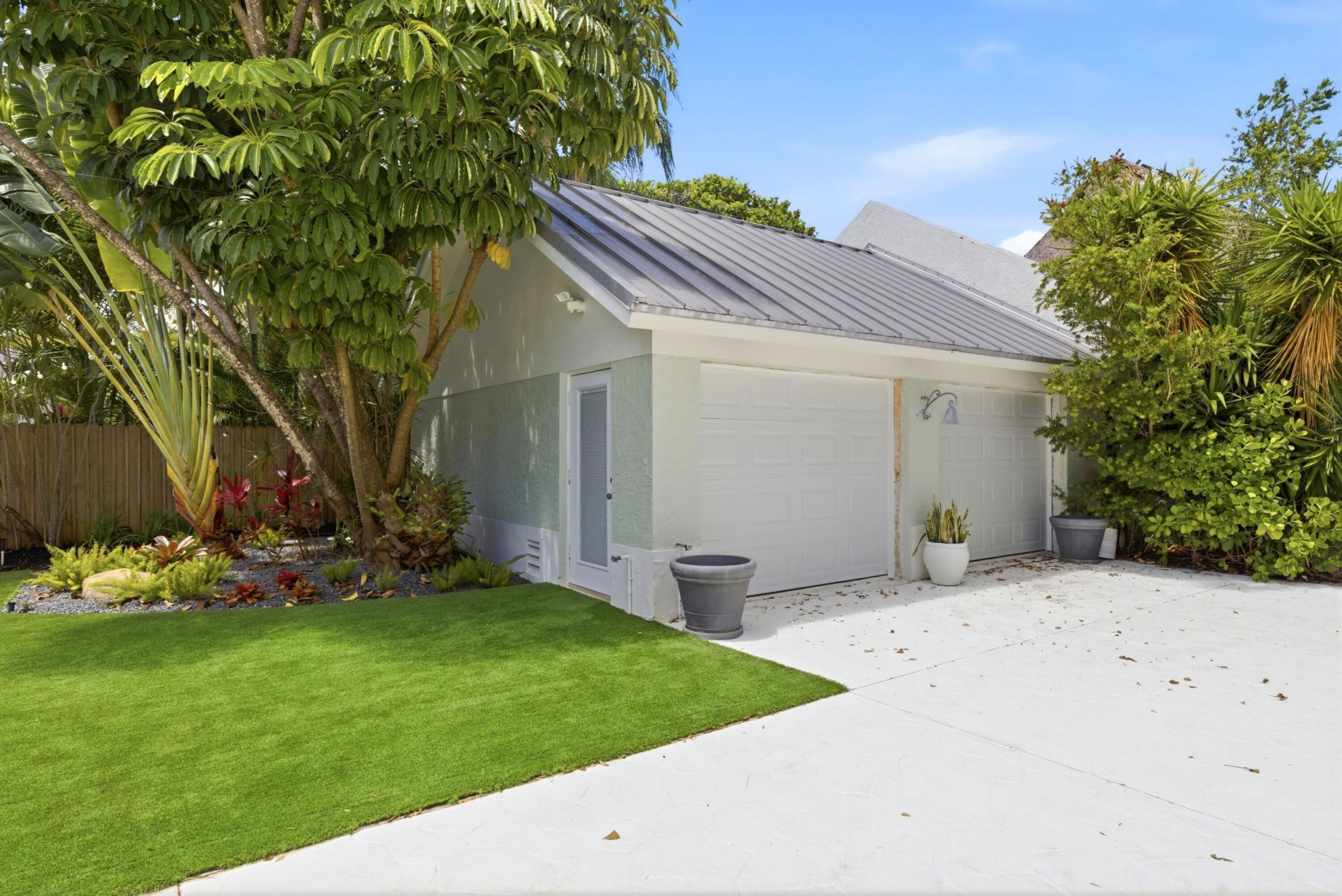325 Poinciana Drive, Fort Lauderdale, FL 33301 Photo