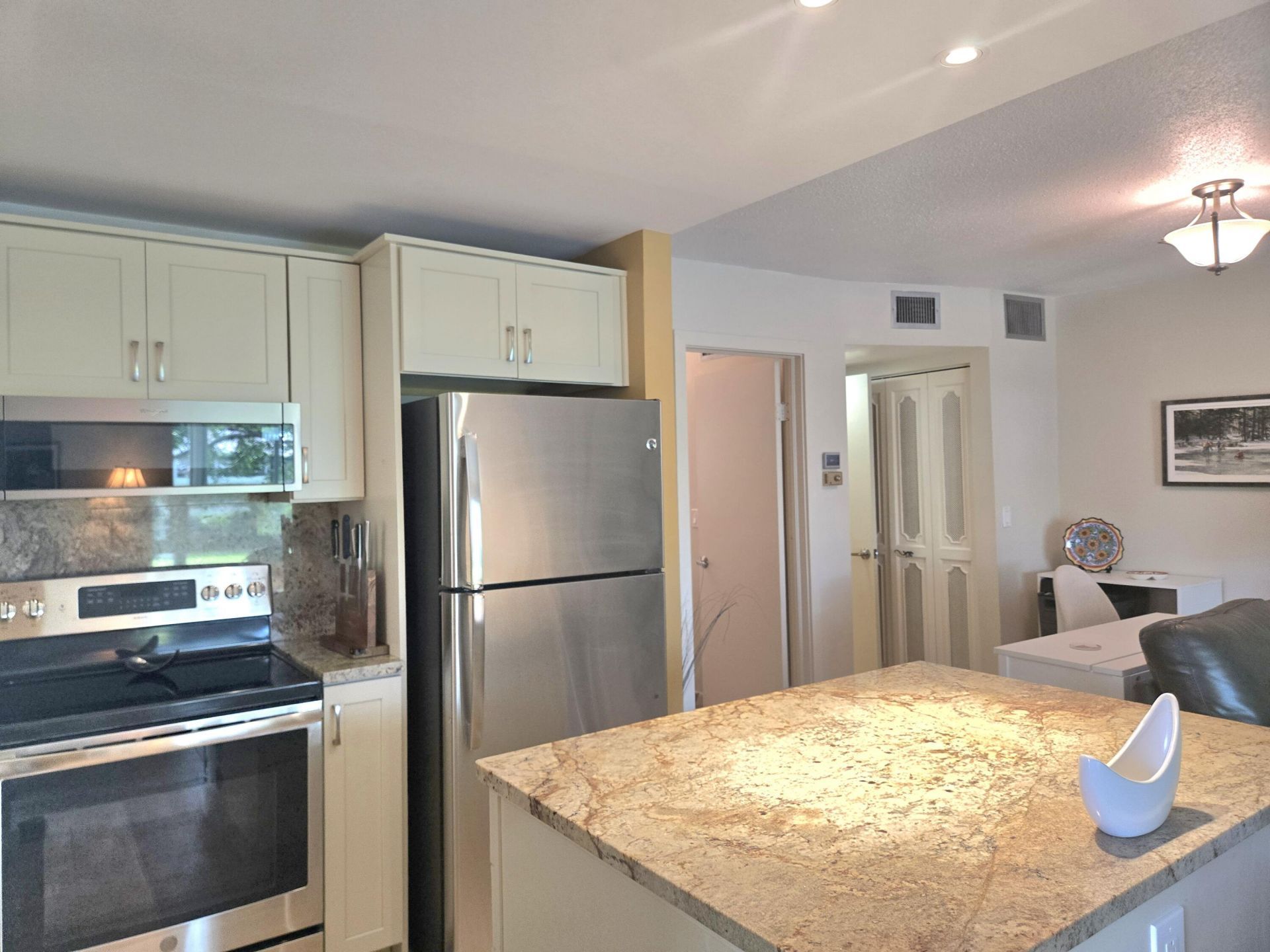 209 Oxford 100, Unit 209, West Palm Beach, FL 33417 Photo