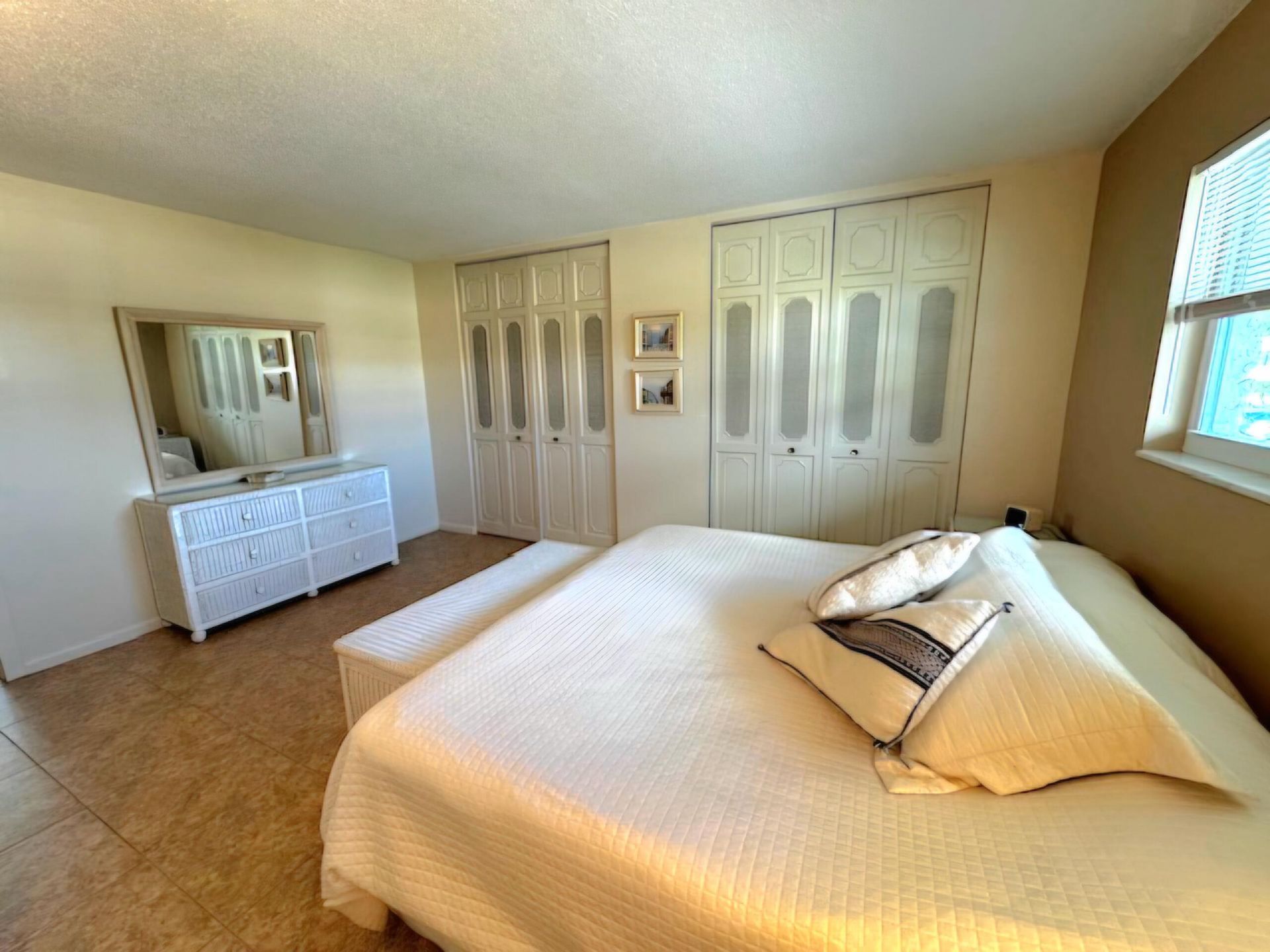 209 Oxford 100, Unit 209, West Palm Beach, FL 33417 Photo
