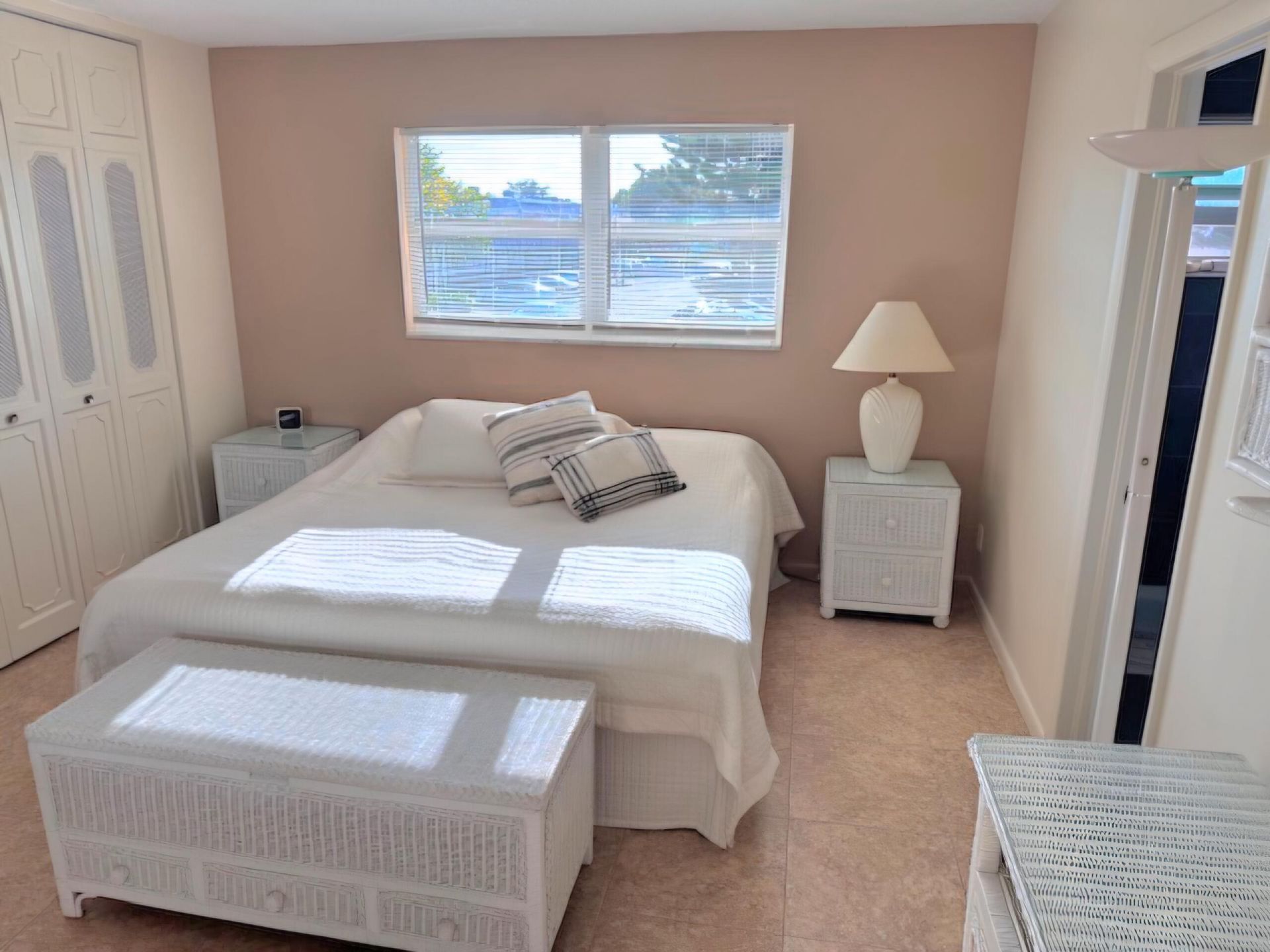 209 Oxford 100, Unit 209, West Palm Beach, FL 33417 Photo