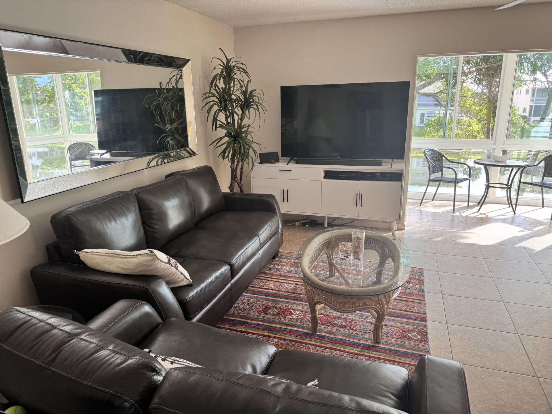 209 Oxford 100, Unit 209, West Palm Beach, FL 33417 Photo