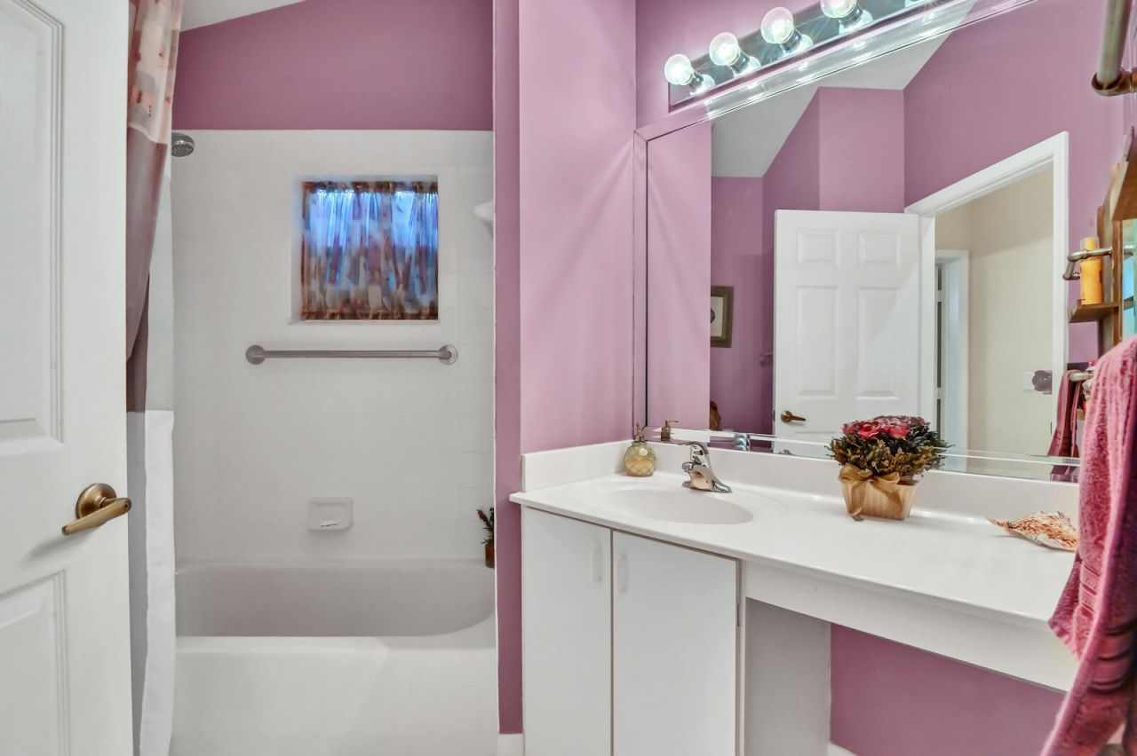 8072 Key West Lane, Boynton Beach, FL 33472 Photo
